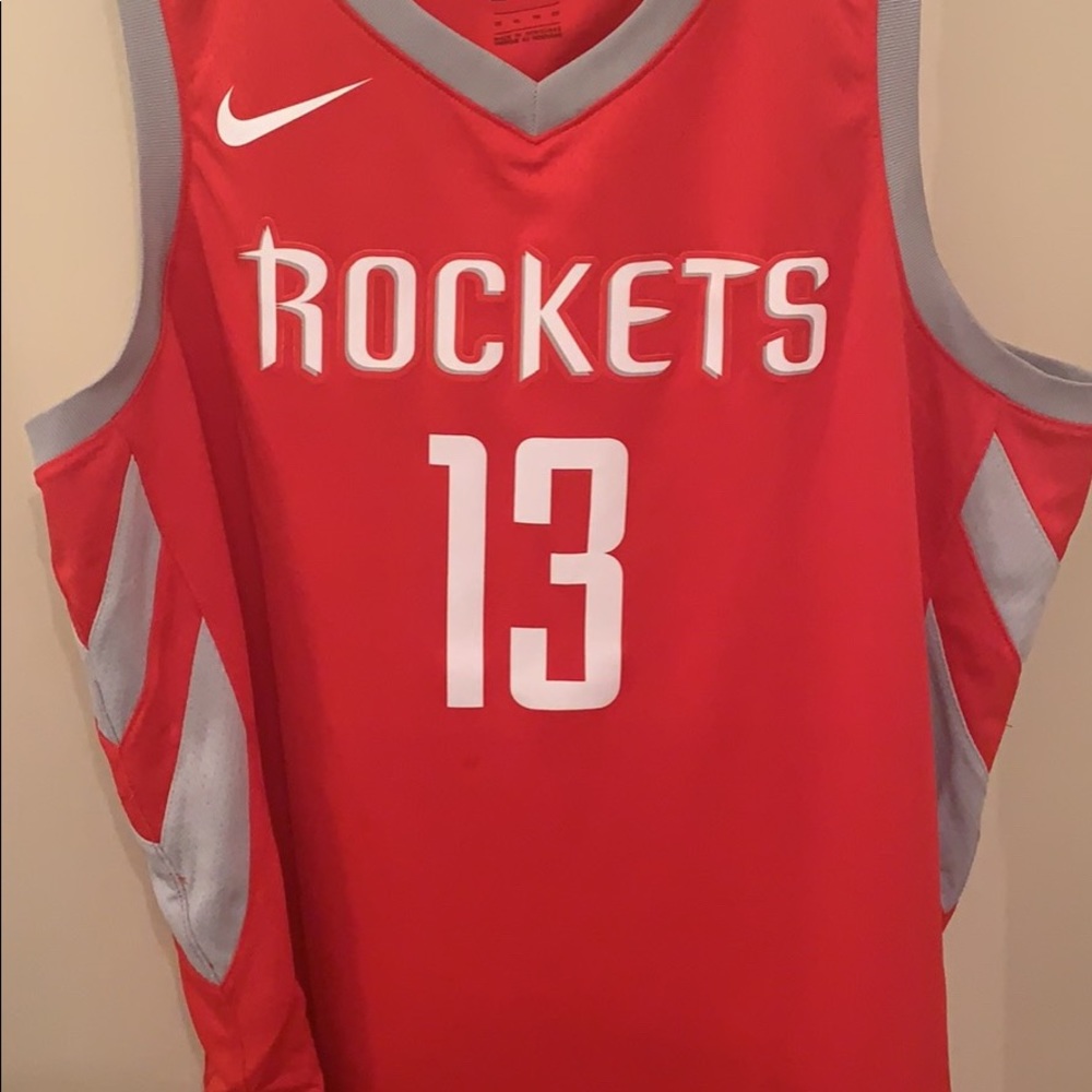 Men’s XL basketball jersey